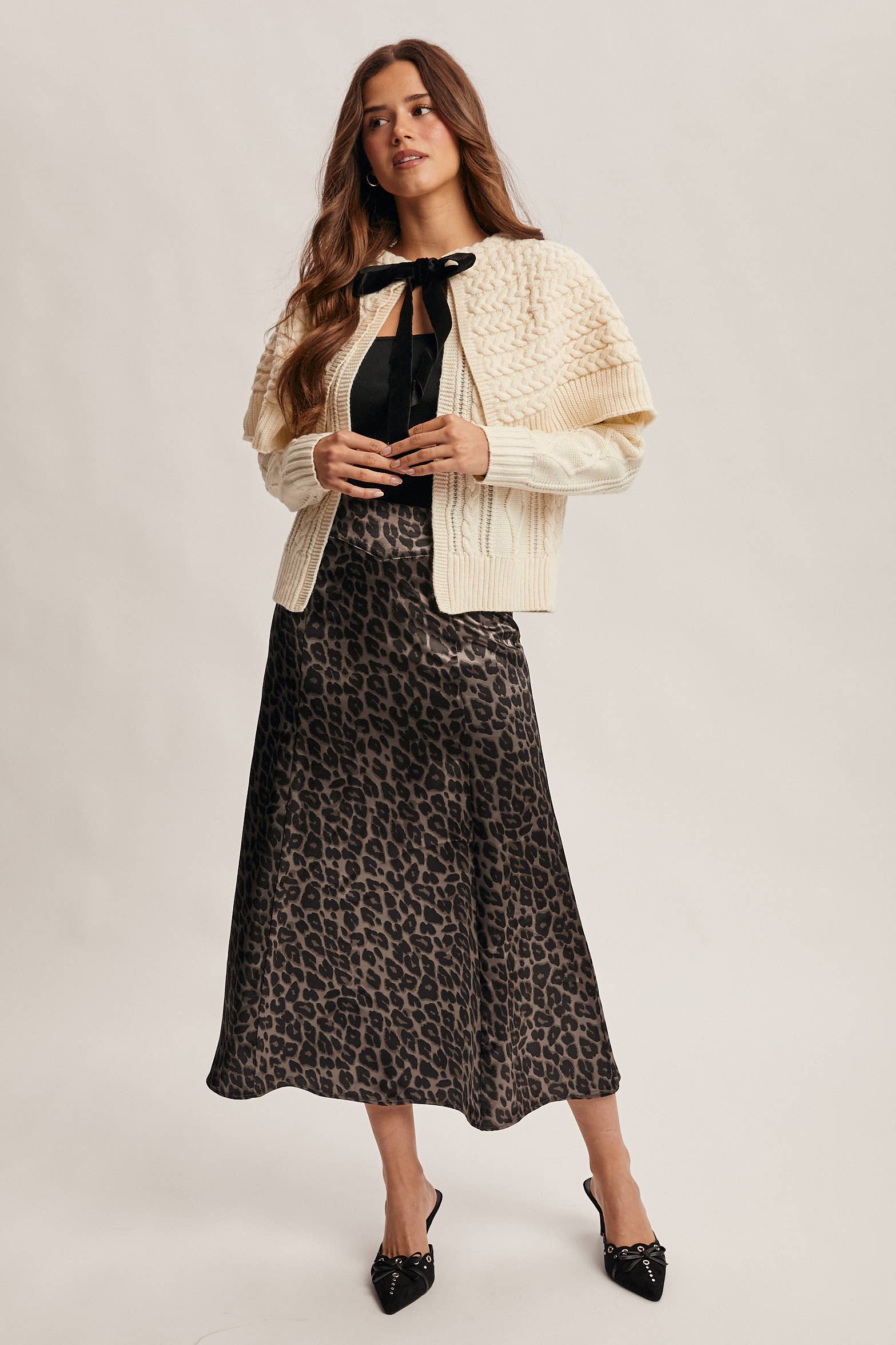 Forte – Saia - Mulher por atacado – Saia Midi de Cetim com Estampa de Leopardo FSK000715