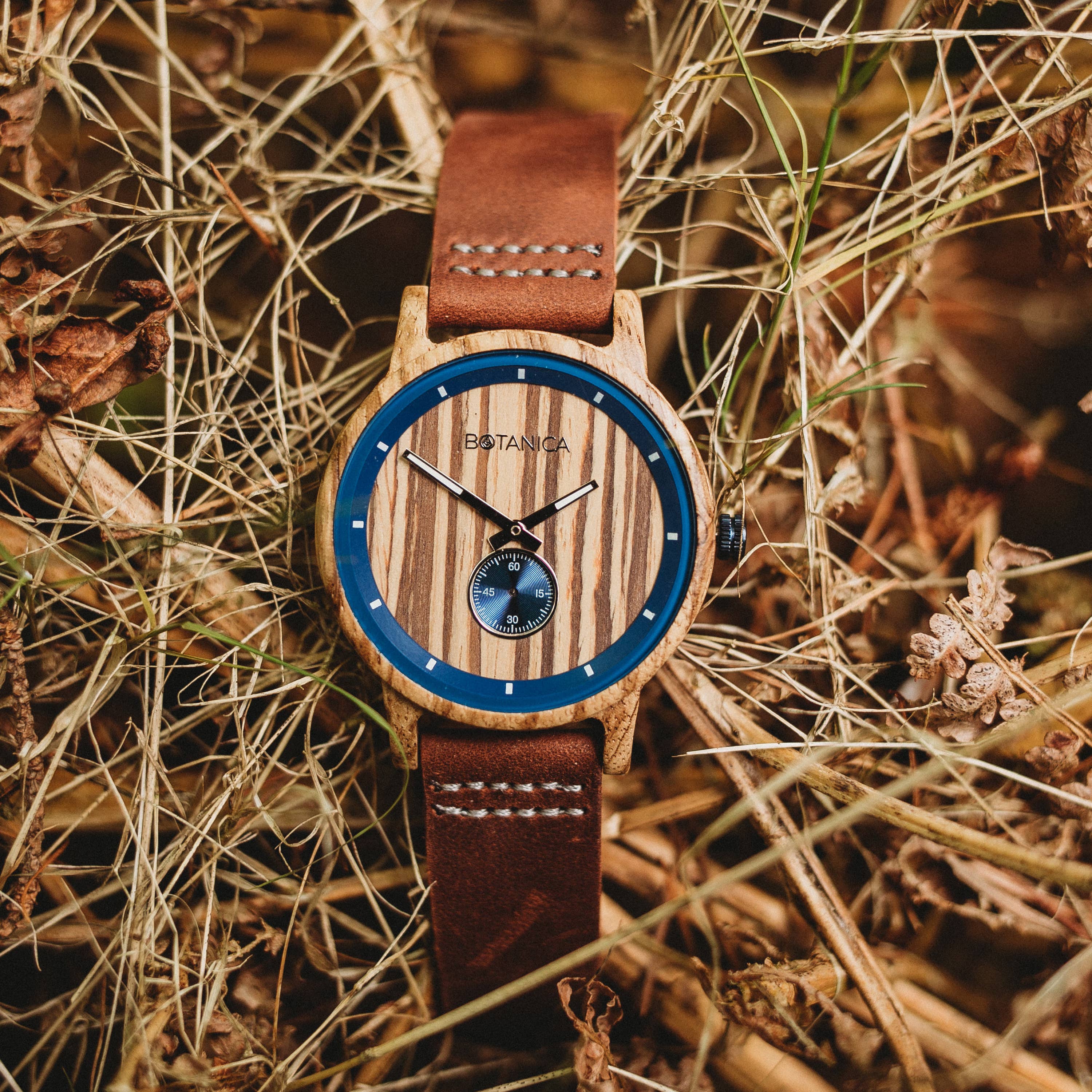 Bear Essentials - Wholesale Wrist Watch - Men's - Wooden Watch | Sycamore | 42mm Edition | Botanica Watches8