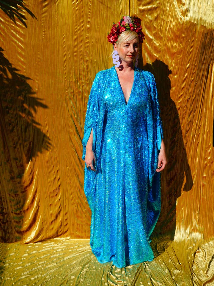 Fumbalinas - Vente Caftan – femme - Robe Caftan Maxi en Sequins Holographiques Turquoise / Kimono Robe5