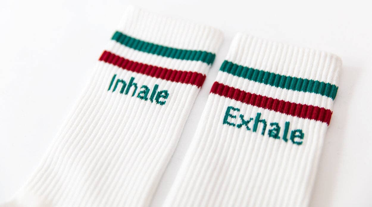 Divasya - Wholesale Socks - Women's - Socks with yoga motif in 2 variants: Inhale Exhale | Namaste10
