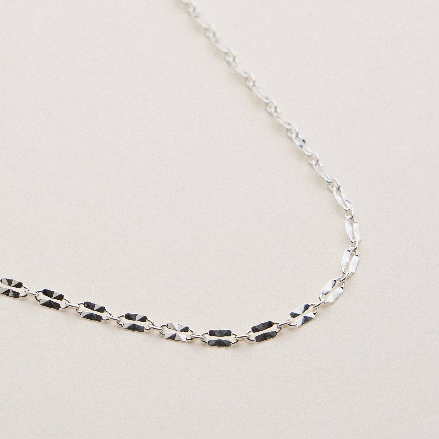 Frem - Wholesale Link & Chain Necklace - Textured Link Adjustable Chain Necklace - 18K Gold Dip3