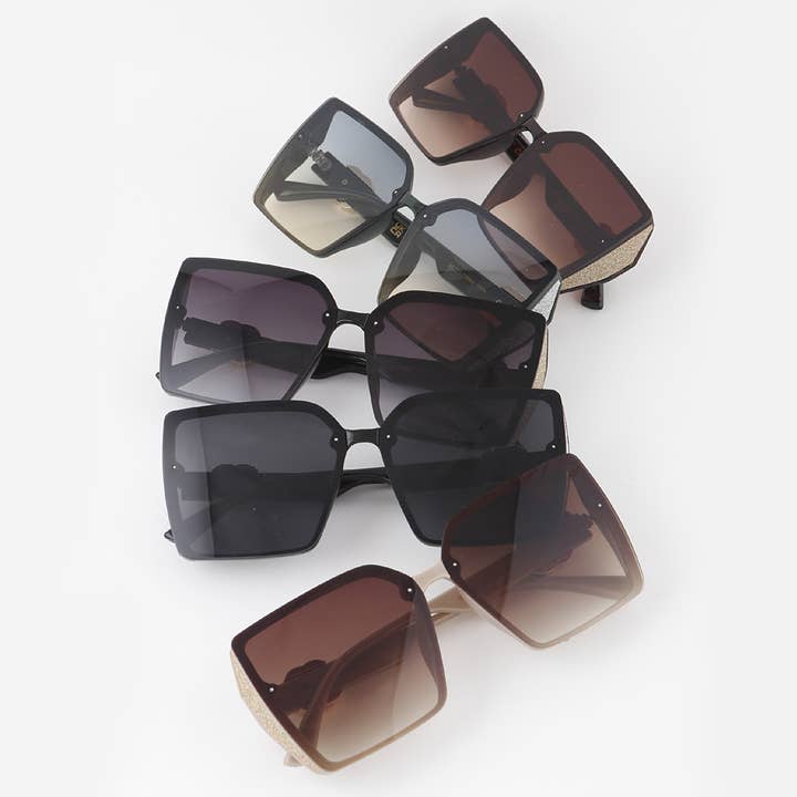 Occhiali da sole Bolted Butterfly per la vendita all'ingrosso da parte di 3AM BY H&D ACCESSORIES