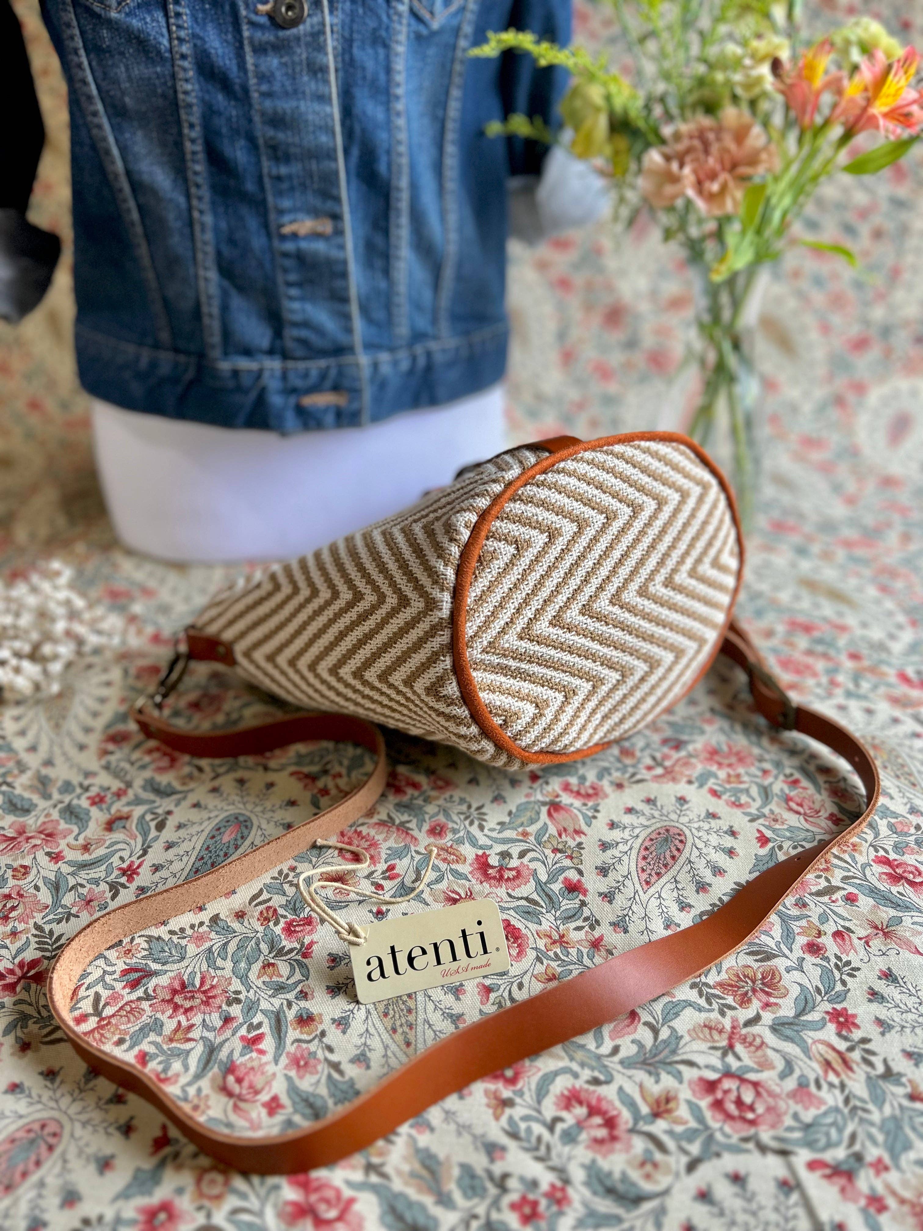 Atenti - Wholesale Crossbody Bag - Women's - Hanna Halle Bucket3