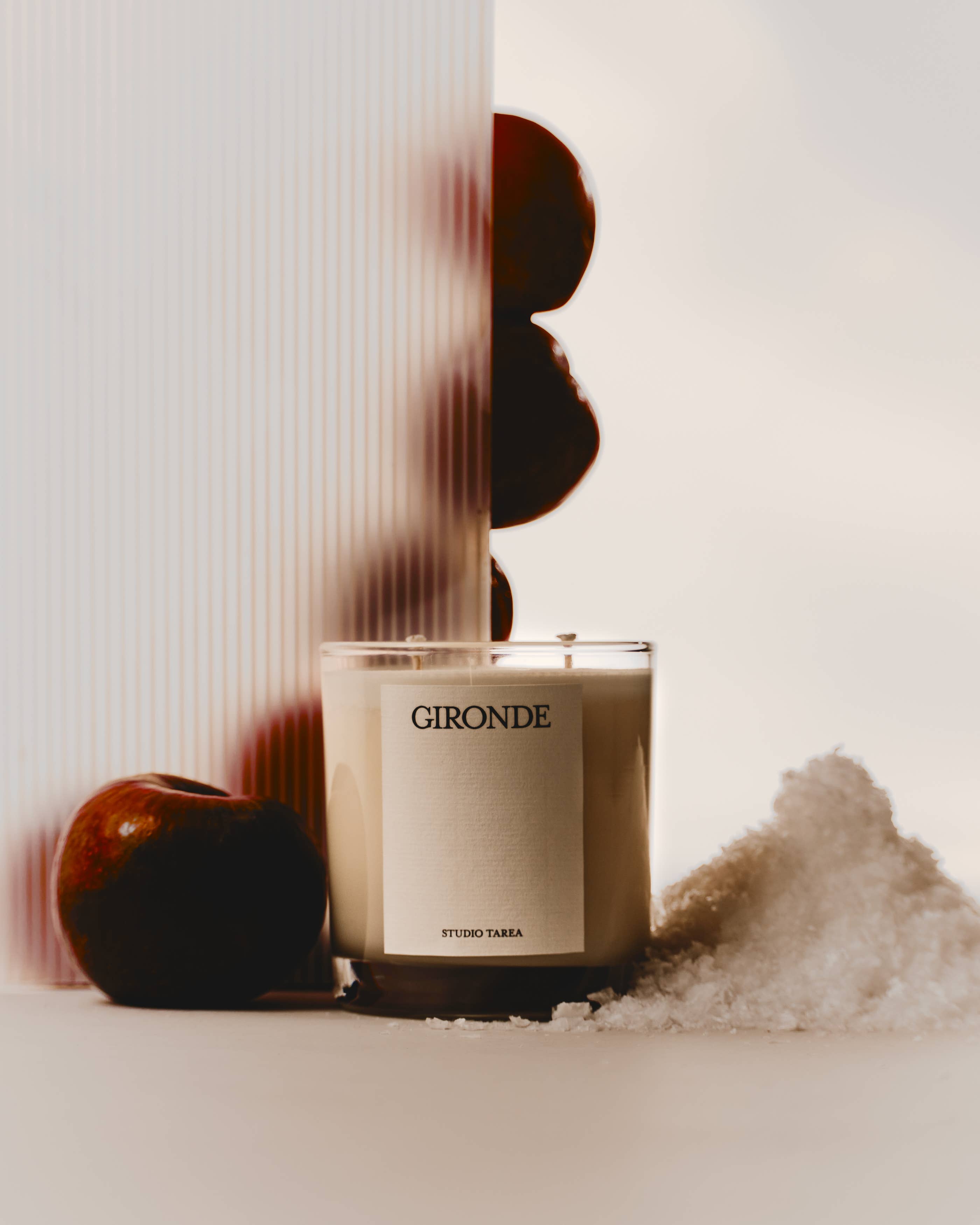 Studio Tarea - Wholesale Jar/Filled Candle - Gironde – Fruity and Bright Candle Inspired by Bordeaux