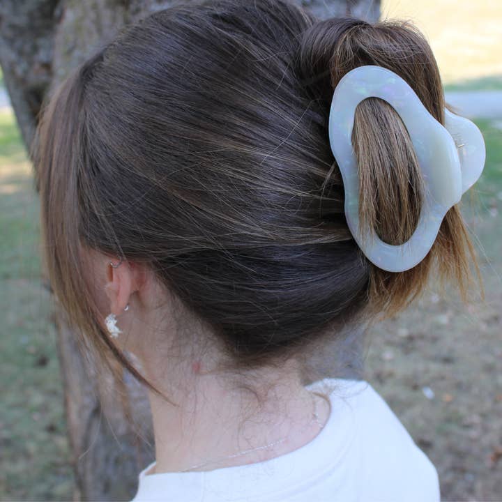 Love Attack - Wholesale Hair Clip - Women's - Aurora Cellulose Acetate Cloud Hair Claw Clips18