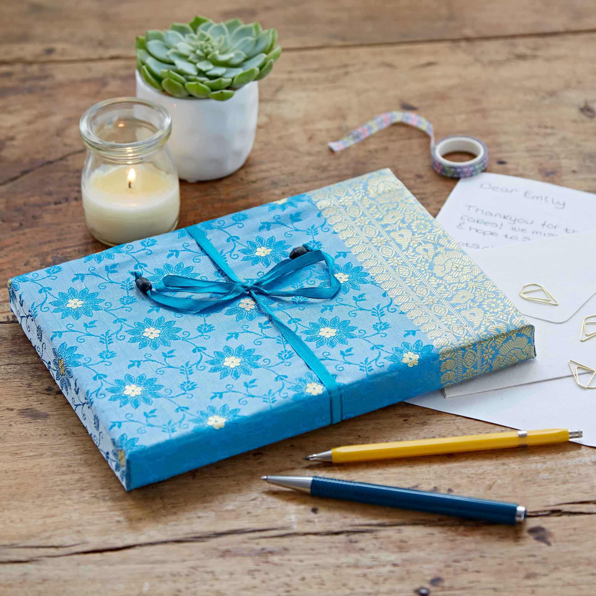 The Paper High Gift Company Limited - Wholesale Stationery/Notecard Set - Handmade Sari Writing Set - Stationery Paper Set0