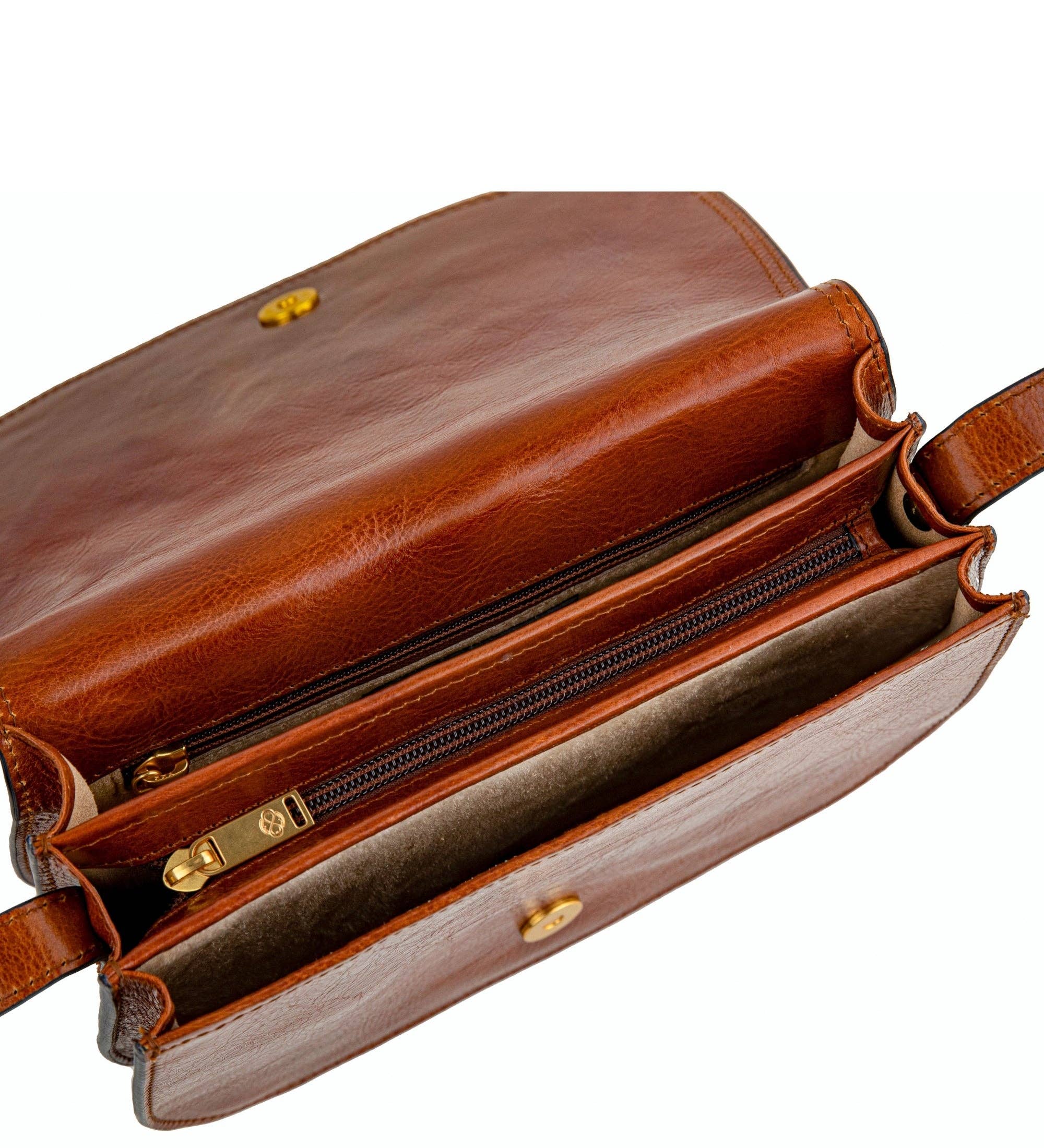 Time Resistance – wholesale Crossbody bag – Women's – Leather Saddle Bag for Women - Moonfleet5