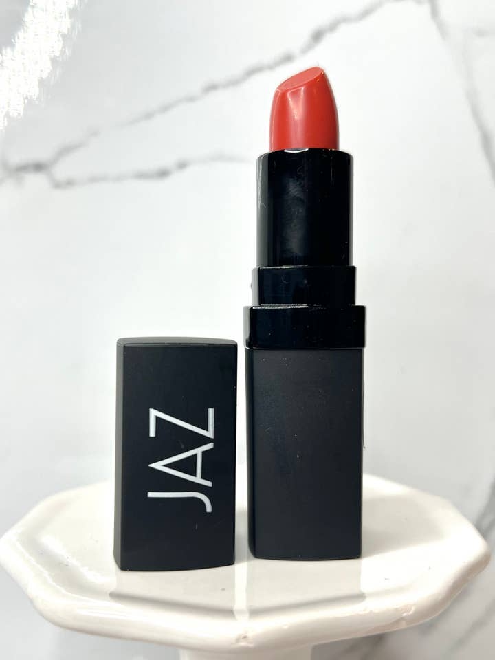 Rouge à lèvres Coral Escape Cream pour la vente par JAZ Cosmetics