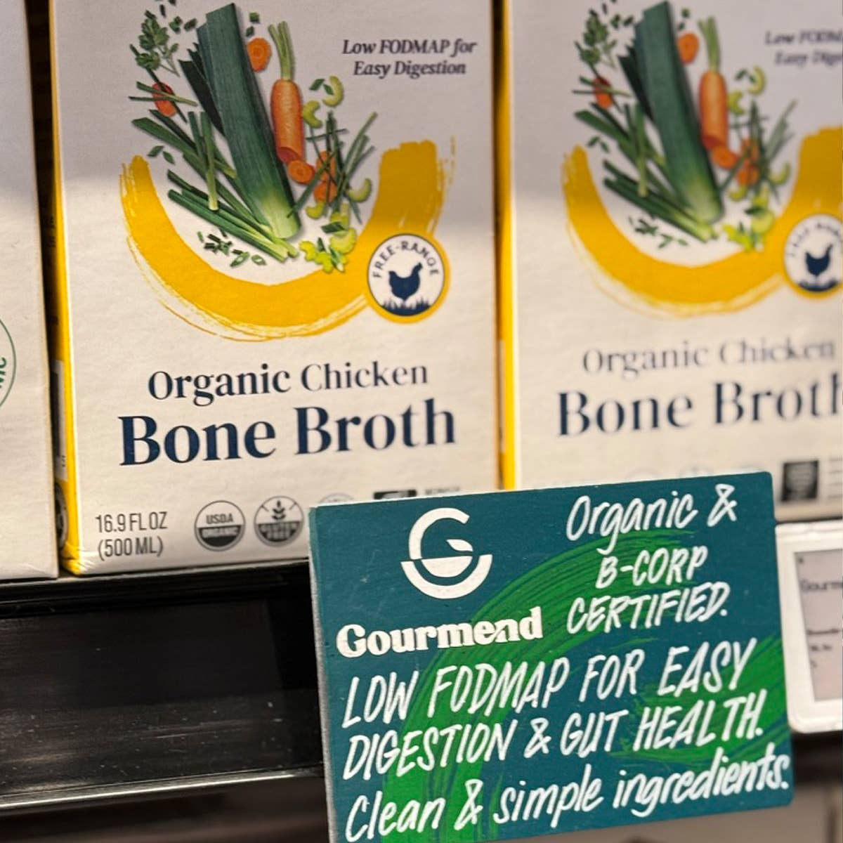 Gourmend Foods - Wholesale Broth - Chicken Bone Broth (Organic, Low FODMAP, Unsalted)5