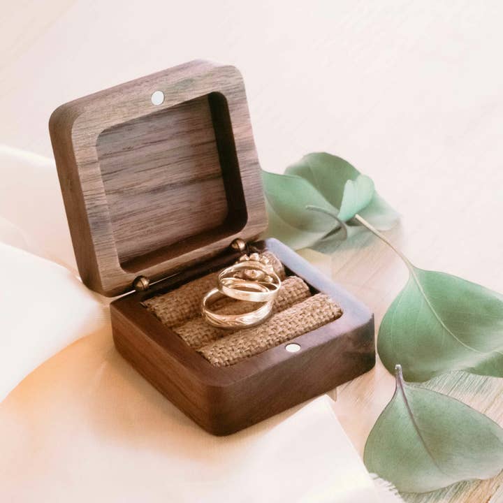 Wedding ring box | wooden ring box | ring box for wholesale by Die Kerzenwerkstatt