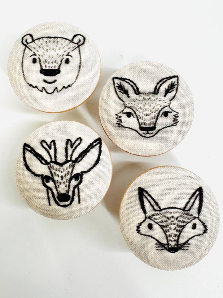 Set di 4 pomelli per cassetti con animali del bosco per armadietto per la vendita all'ingrosso da parte di Rusty Canvas