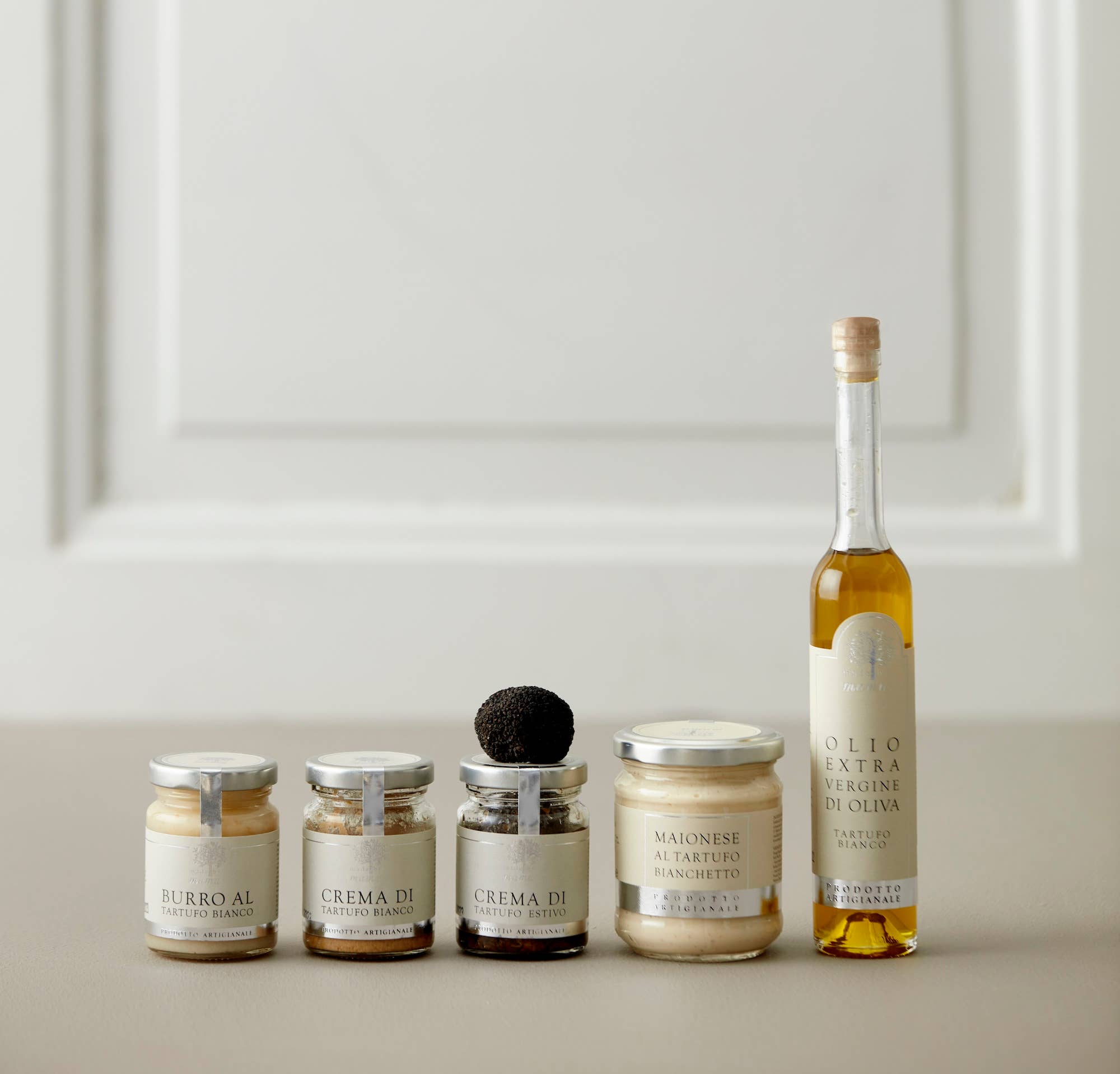 Made by Mama - Wholesale Olive Oil - Truffle Olive Oil | 100% Italian Olive Oil & White Truffle2