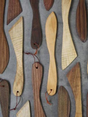 Wooden Spreaders for wholesale by JK Homewares