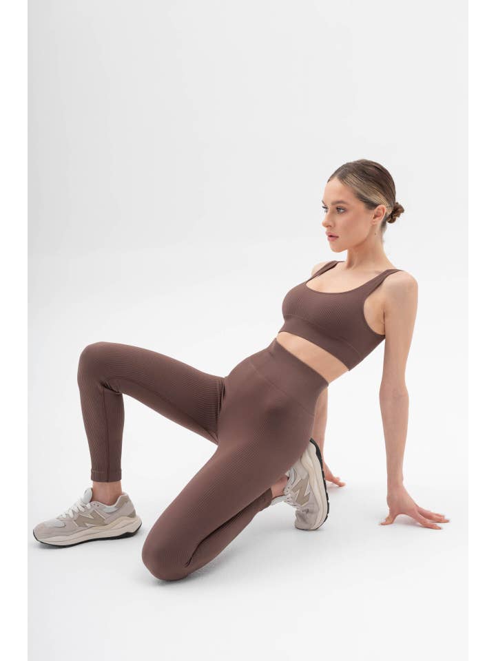 SIAWEAR - Wholesale Athletic Top - Women's - Sports Bra Ribs COFFEE Yoga Pilates Activewear 🇮🇹1