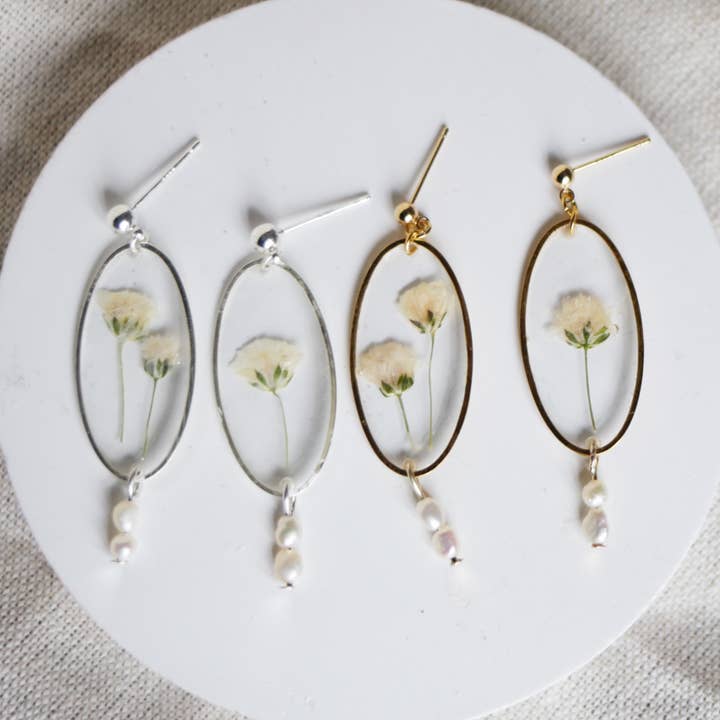 Baby Breath Dangle Stud Earrings With Freshwater Pearls for wholesale by Nordic Flowers