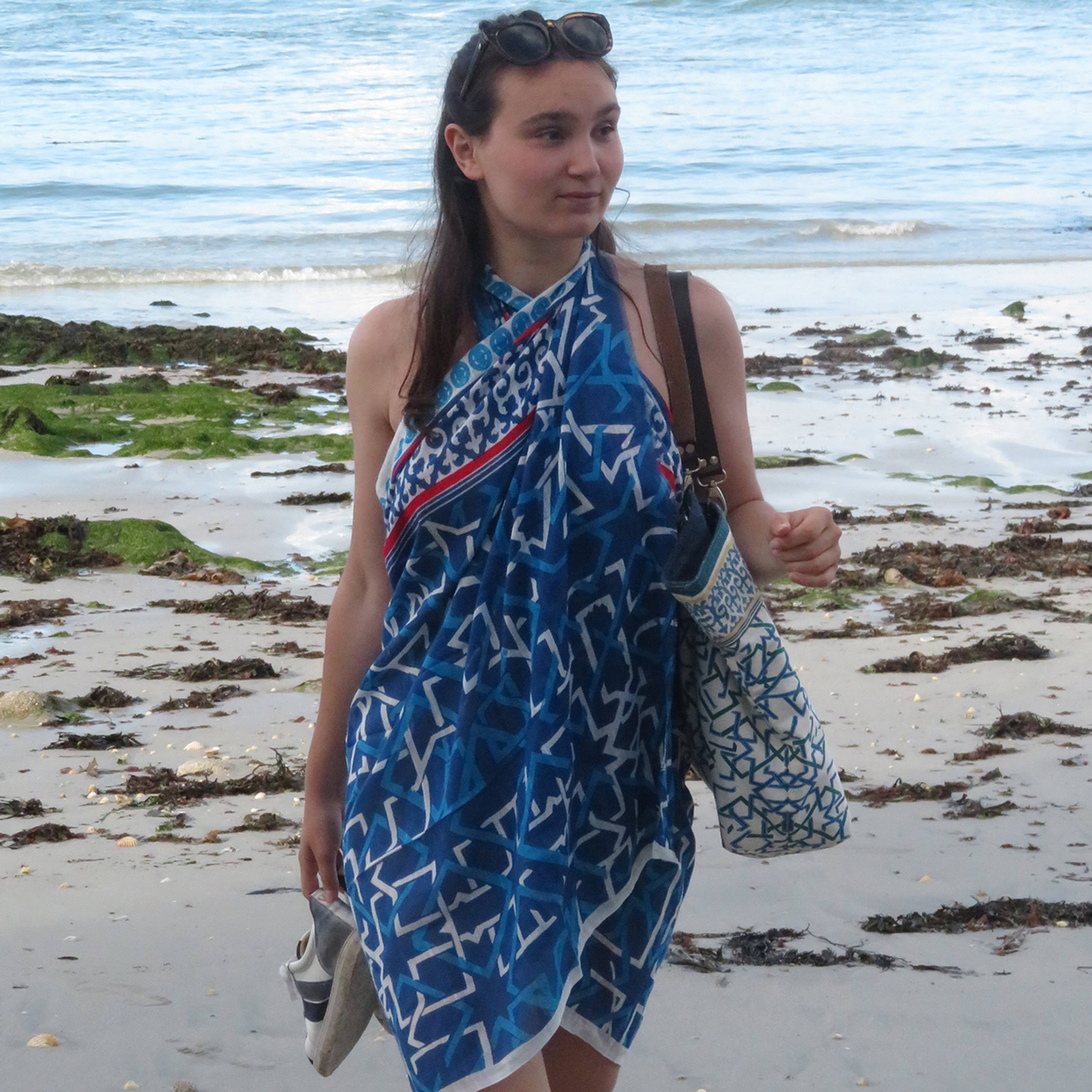 Supplement D'AM - Wholesale Scarf - Women's - Isfahan Pareo Stole in Cotton Navy - Red1