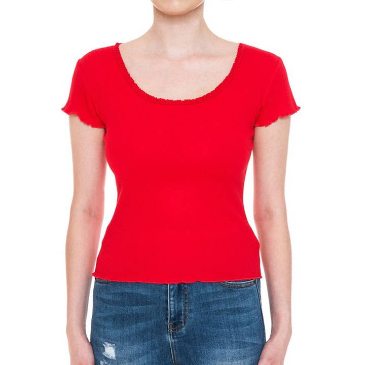 Timeless - Vente Haut en maille – femme - HAUT À MANCHES COURTES À ENCOLURE DÉGAGÉE ET BORDÉ DE DENTELLE DE LAITUE