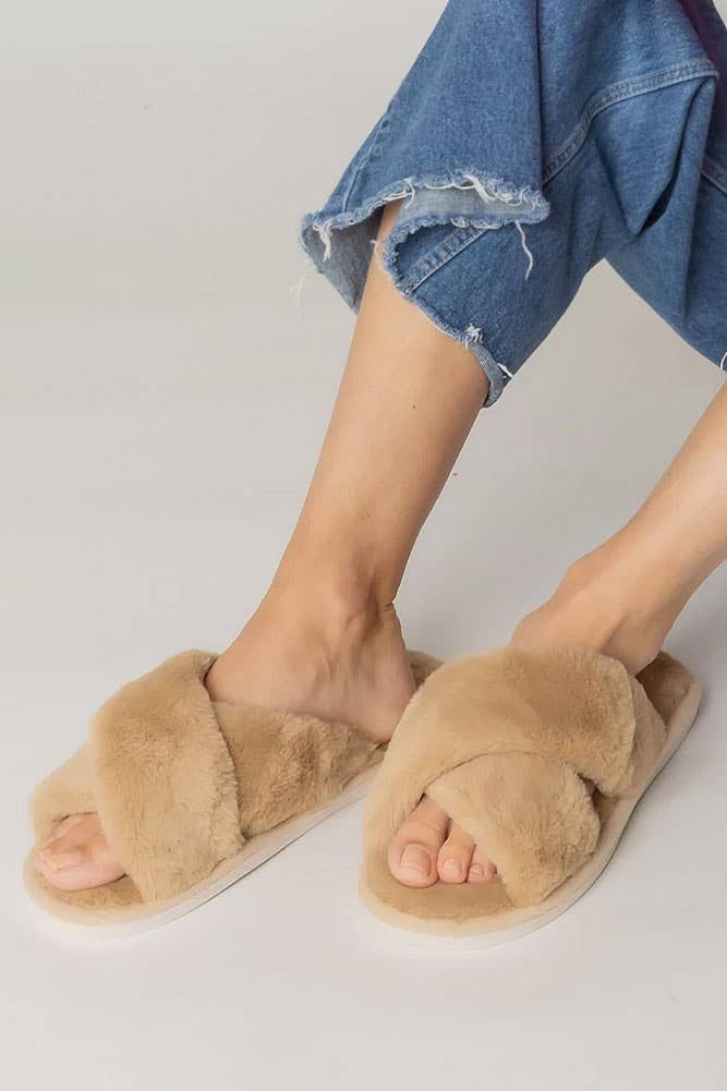 Hana - Wholesale Slippers - Women's - Solid Cross Faux Fur Slippers8