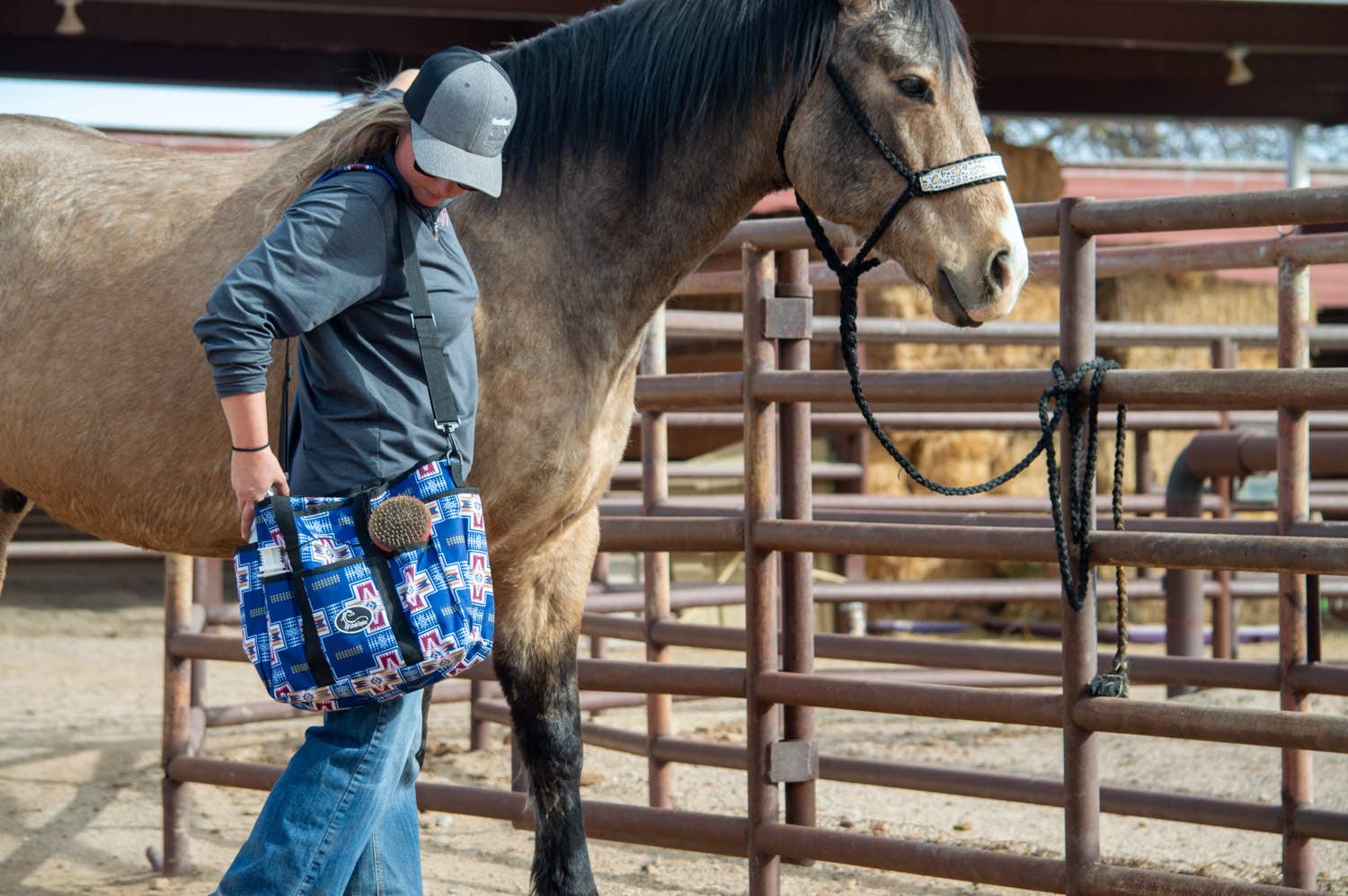 Schulz Equine - Venta al por mayor Equipamiento de equitación - Bolsa para equipo de aseo20