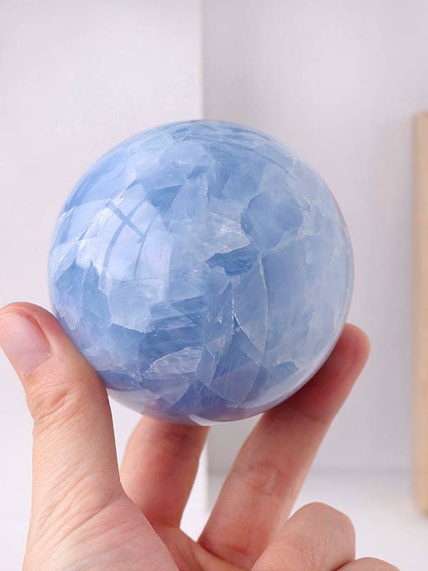 Celestine Sphere Ball for Peace and Spiritual Connection for wholesale by Moon Rituals