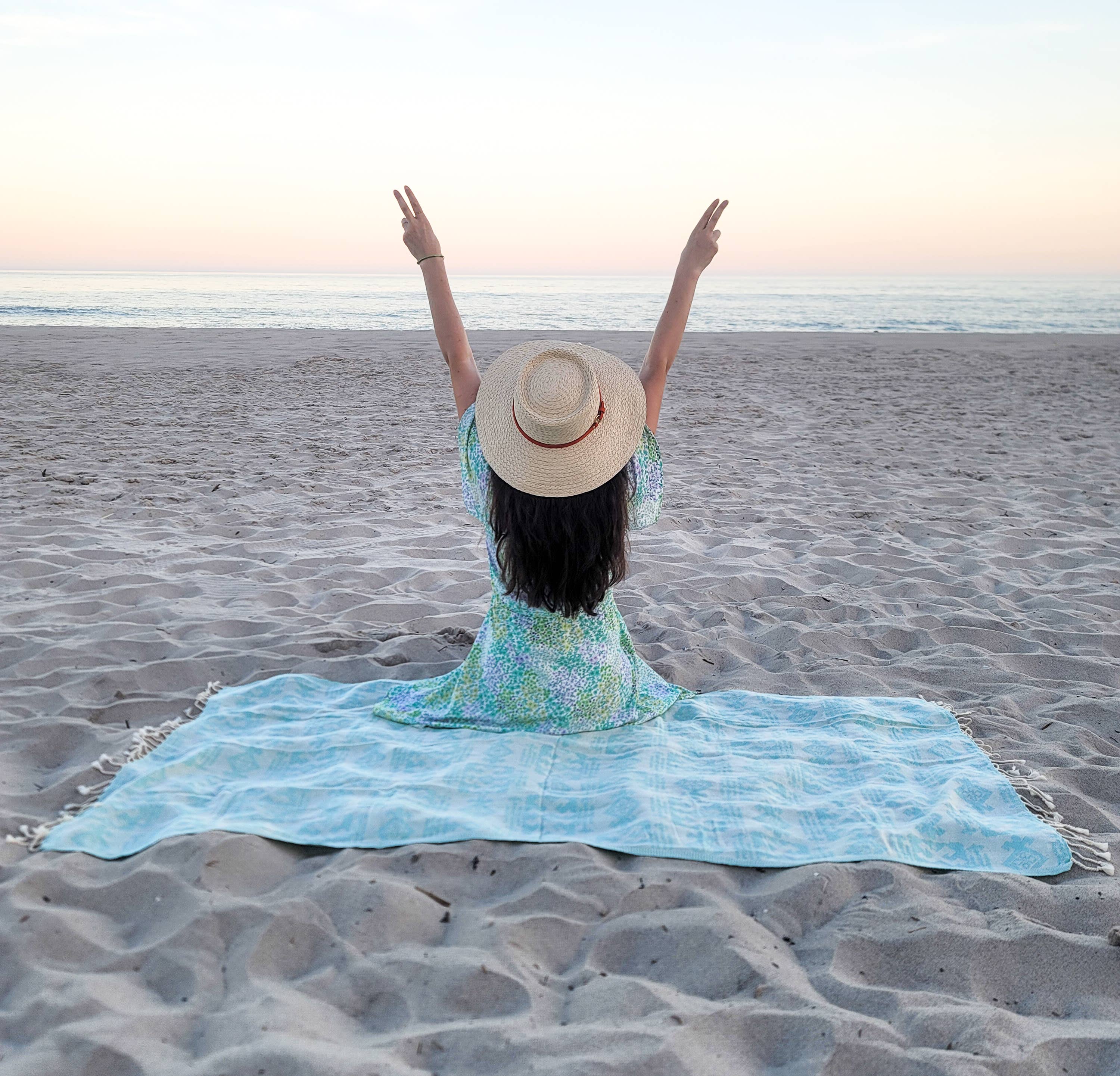 Kalkedon Towels – wholesale Beach towel – Mexican Blanket | Aztec Throw | Oversized Turkish Towel3