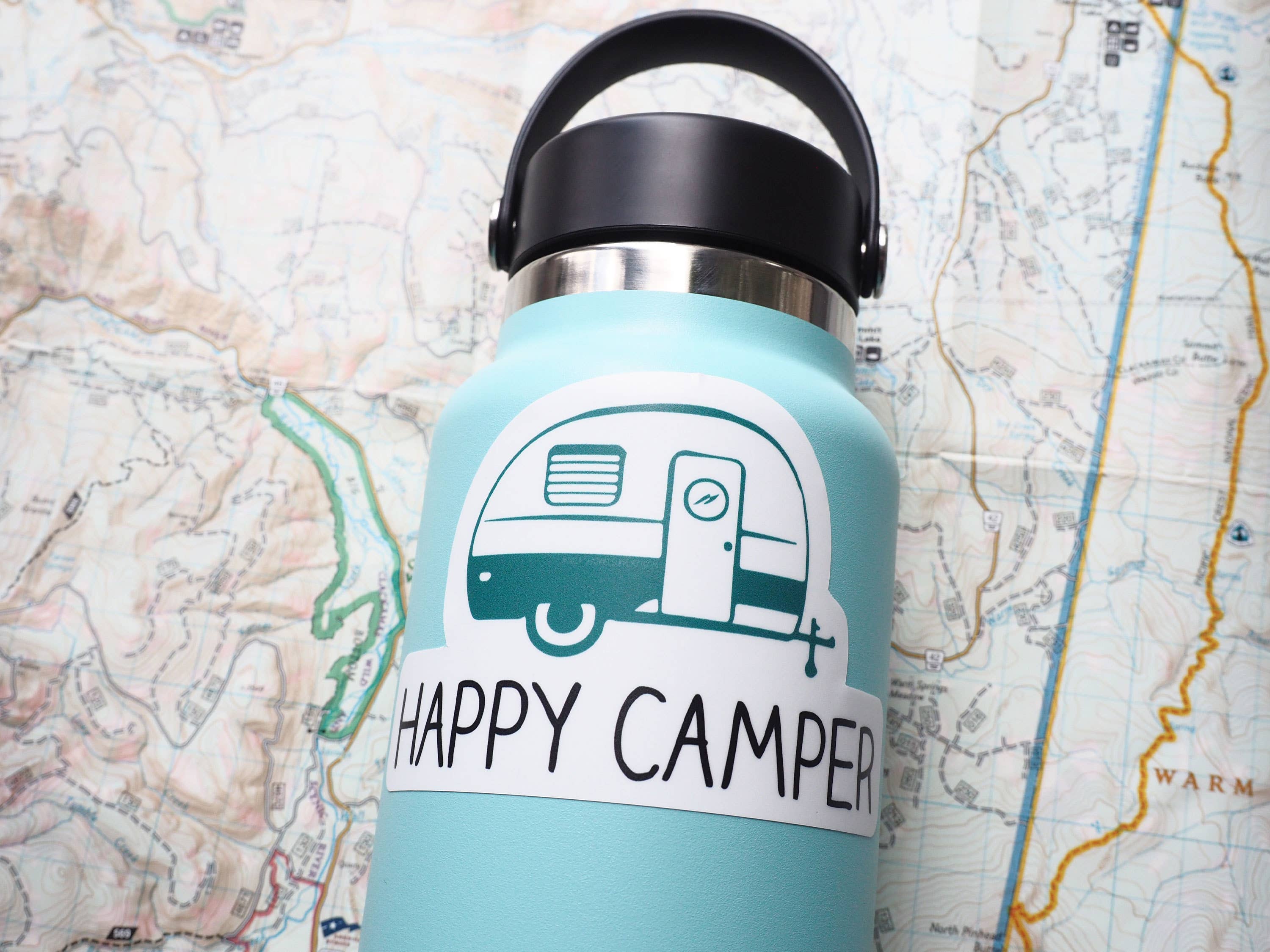 Sentinel Supply – Großhandel Aufkleber – Happy Camper Aufkleber, niedliche Autoaufkleber für Wohnmobile2