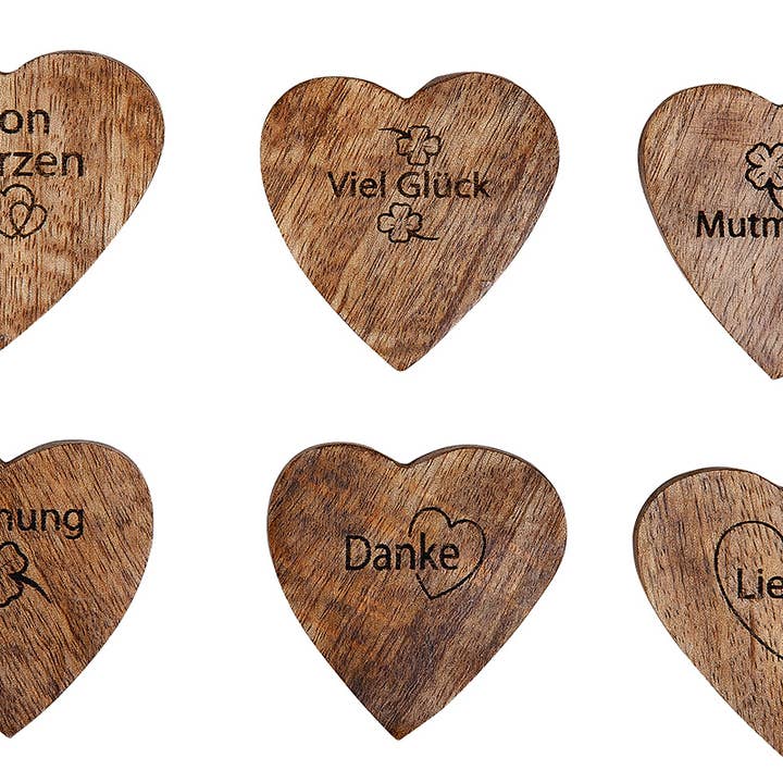 Houten knuffelhart met tekst, set van 24 stuks voor wholesale door Gilde Handwerk Macrander GmbH & Co. KG