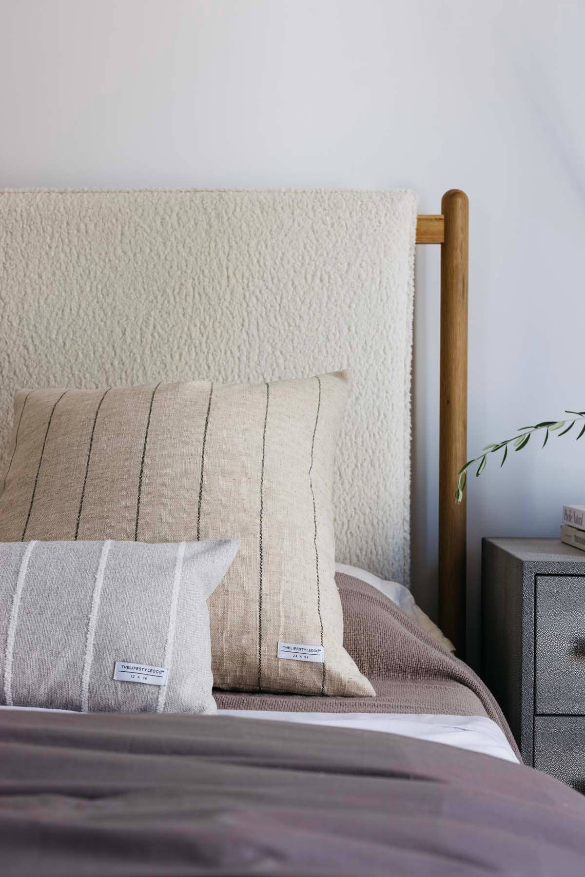 THELIFESTYLEDCO - Wholesale Throw/Decorative Pillow - Jolie Textured Slub Stripe Pillow - 3 Sizes7