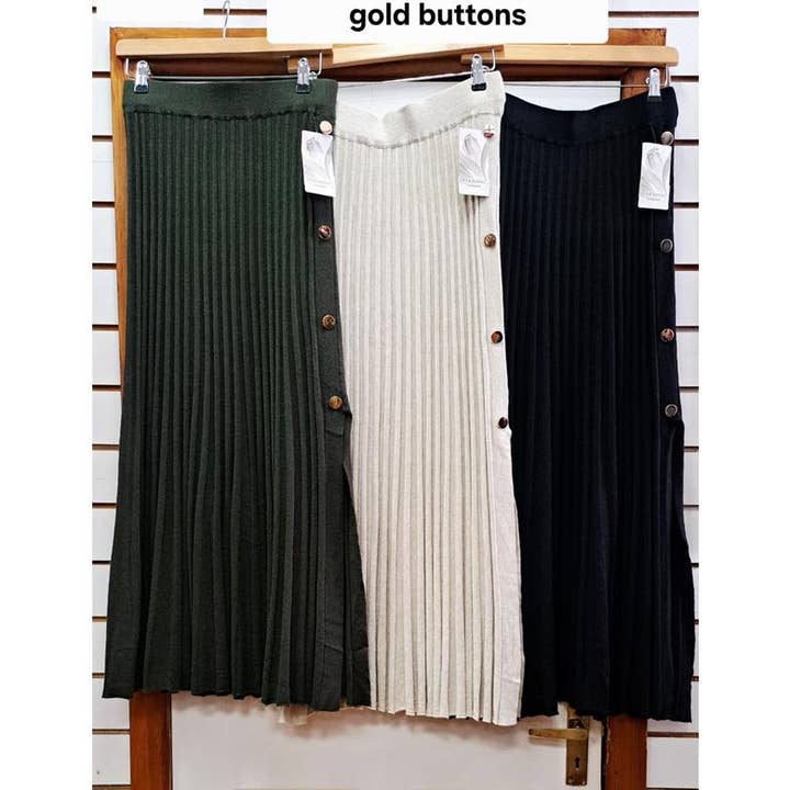 Pleat knitted skirt with gold buttons and side split -8013 for wholesale by Paradiso Couture