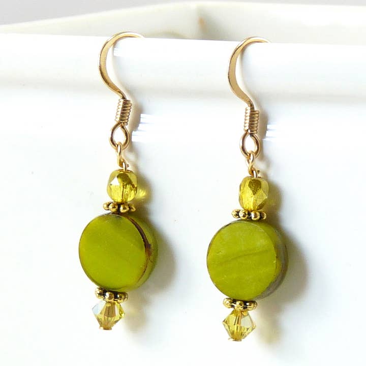 Disc Ohrstecker - 9 Farben für den Großhandel von Marlene VanBeek Jewelry