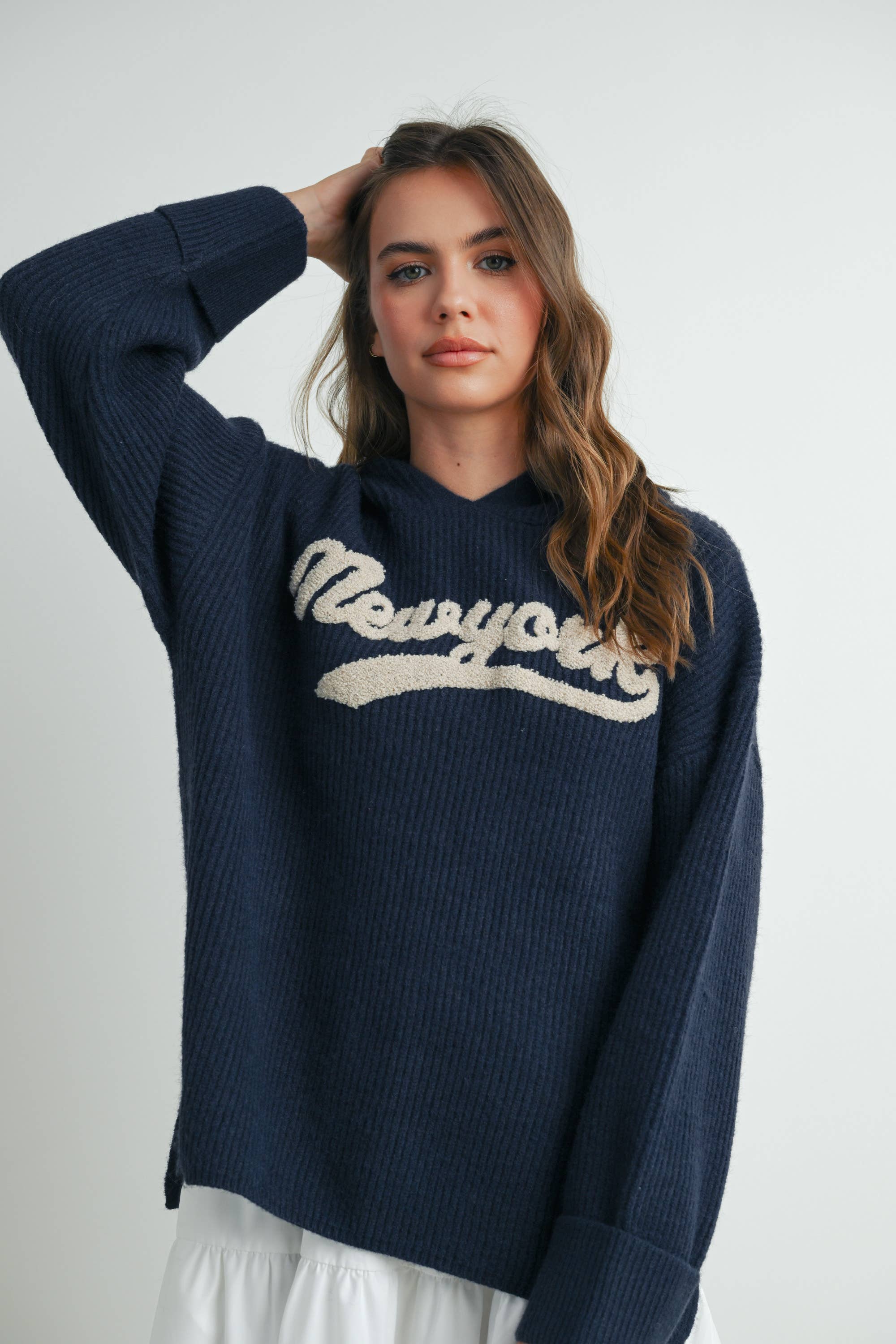 BUTTERMELON - Venta al por mayor Jersey de punto - Mujer - Jersey con capucha bordado de Nueva York - BMW727715