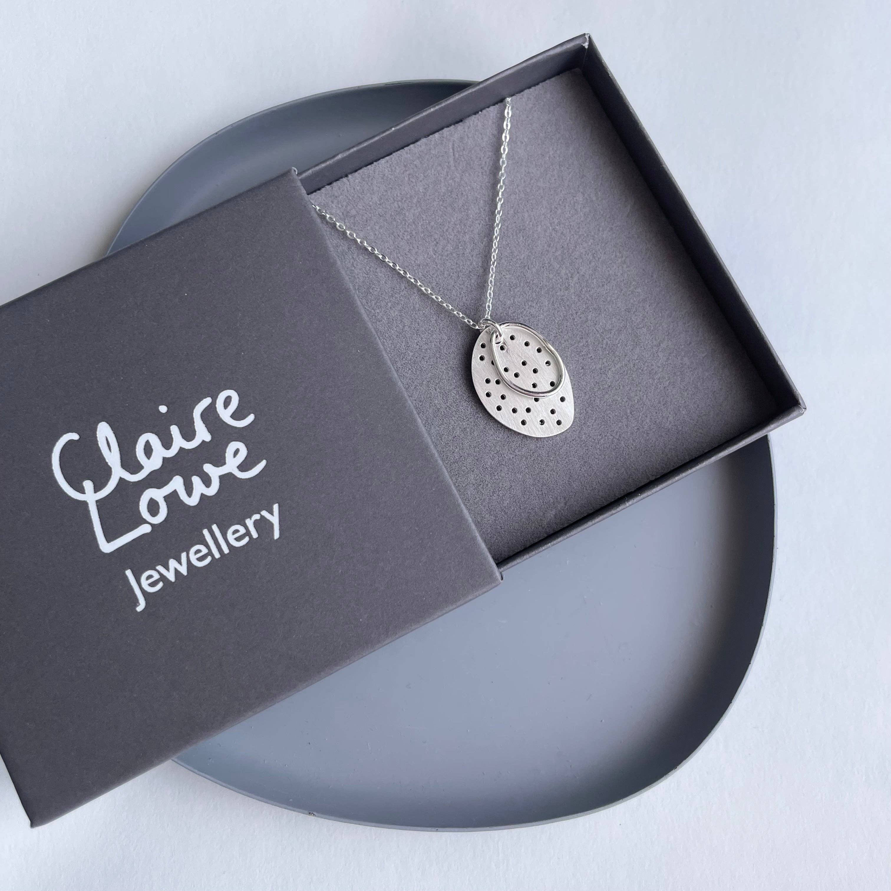 Claire Lowe Jewellery – wholesale Pendant/charm necklace – Silver Double Pebble Necklace2