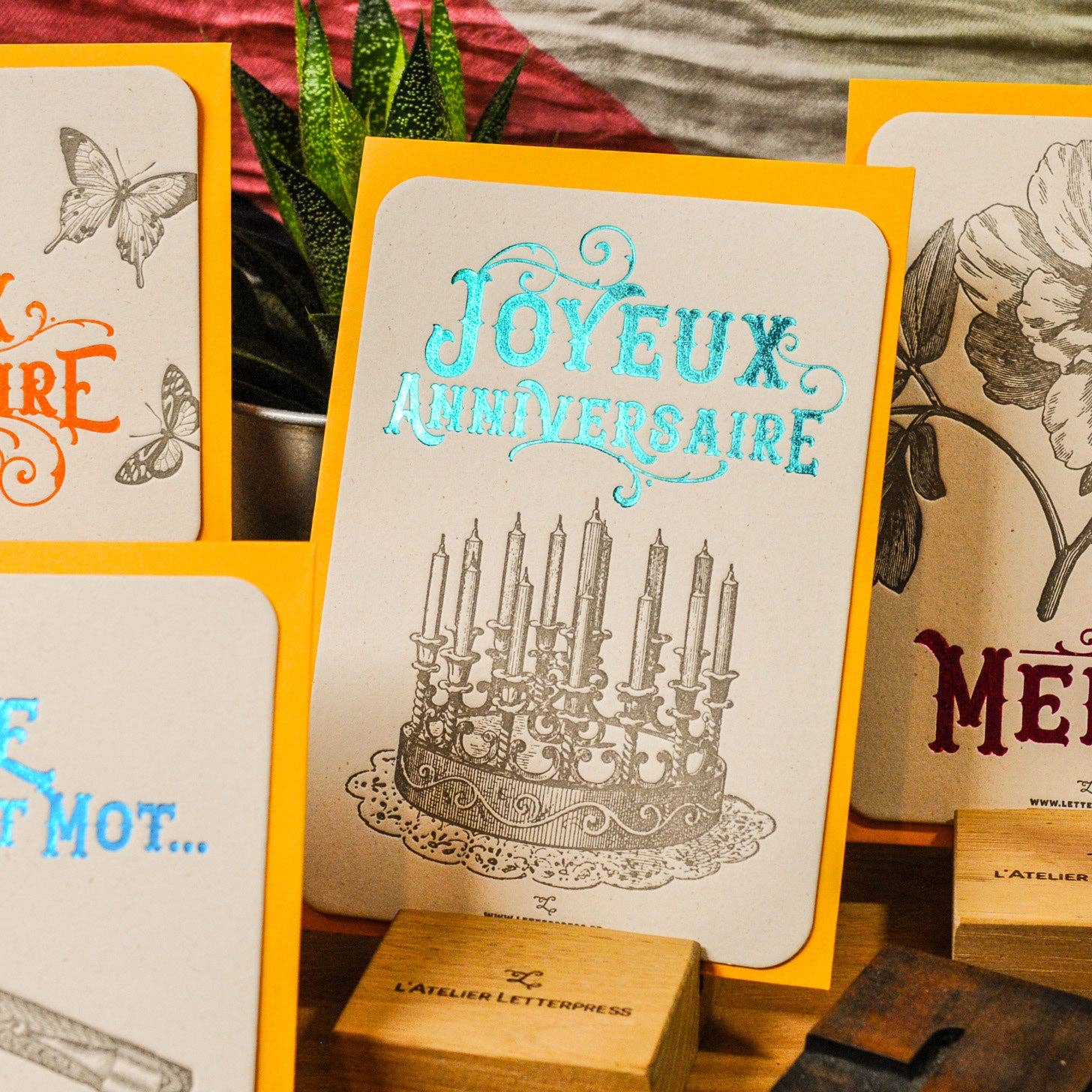 L'Atelier Letterpress - Wholesale Birthday Card - Letterpress Card Happy Birthday Cake, teal (with env.)4