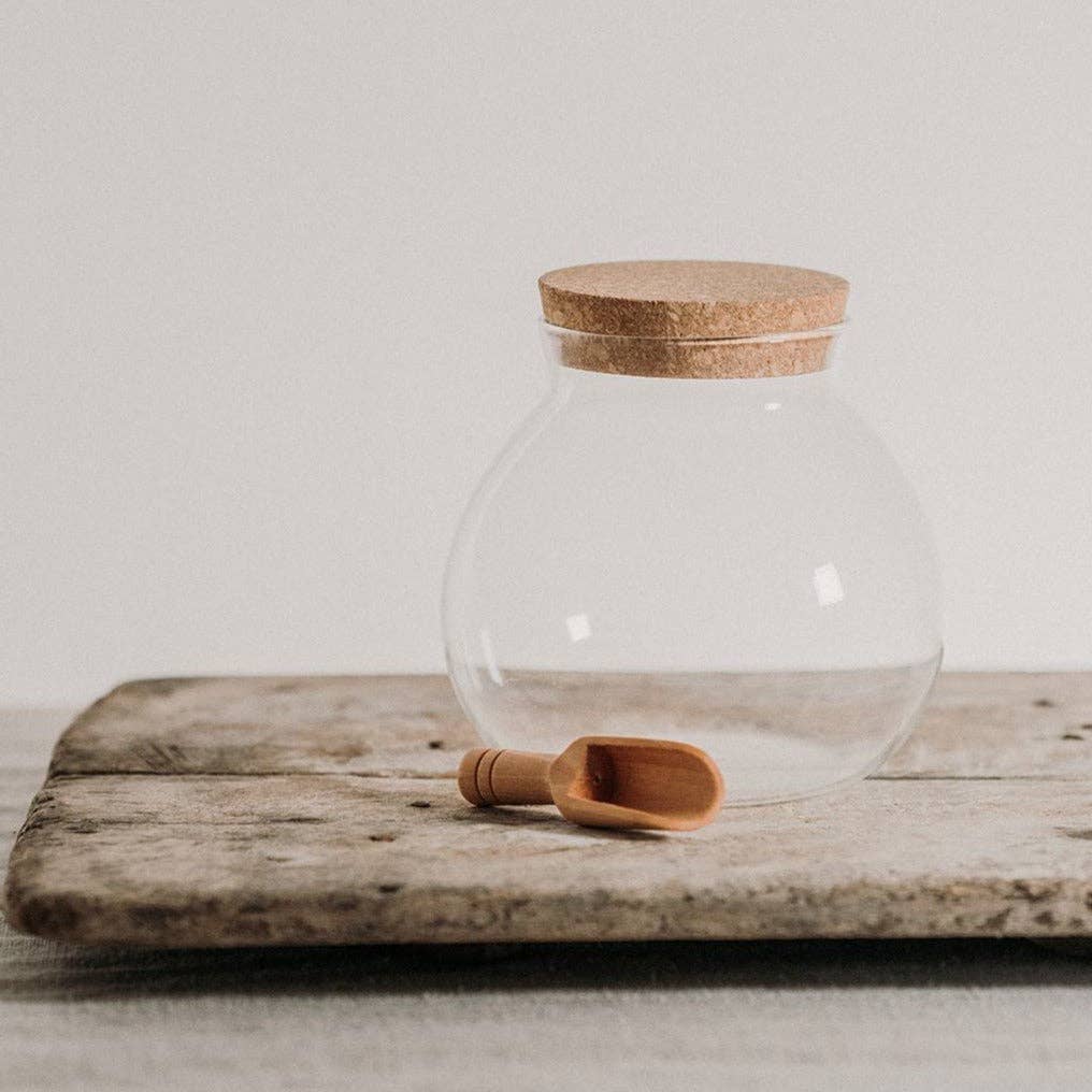 So At Nature - Wholesale Jar - Globe Glass Jar with Cork Lid and Wooden Scoop - Pallo Ske