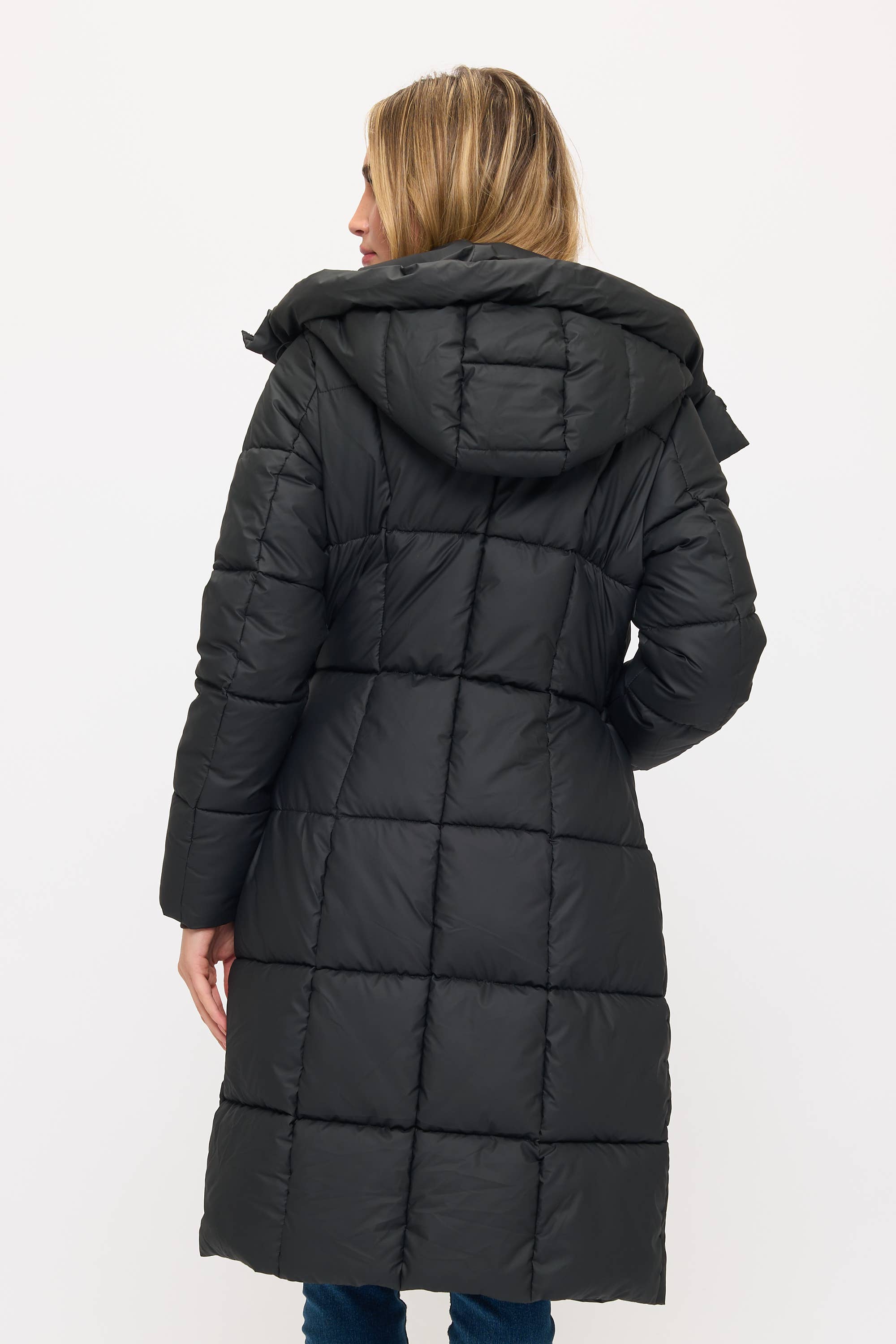 Coalition Apparel Inc - Wholesale Pufferjack - Dames - CLANP0112: Nordic Luxe Gewatteerde Jas met Capuchon3