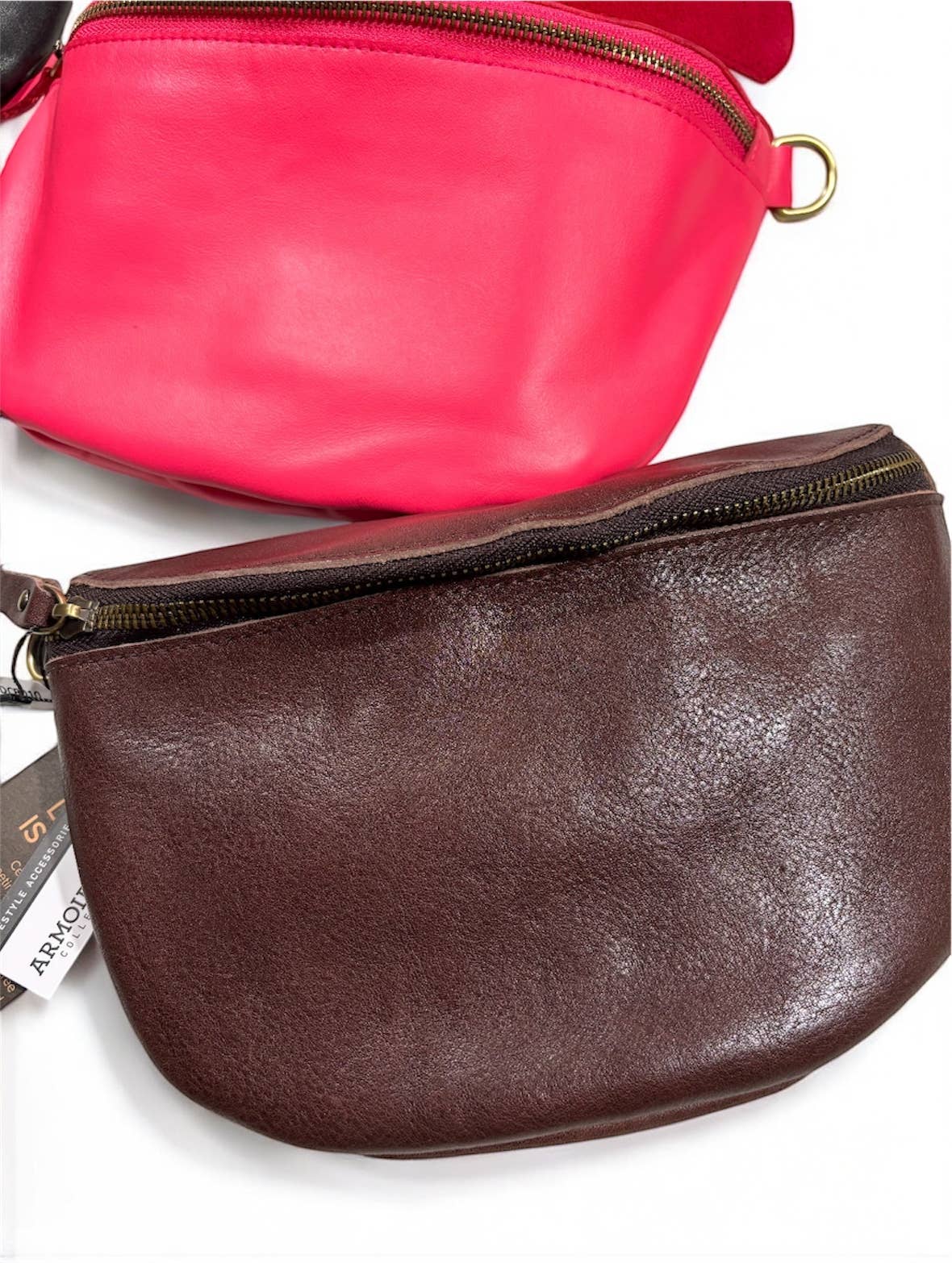 Armoir fashion - Wholesale Crossbody Bag - Women's - Heidi Crossbody - Made in Canada 1