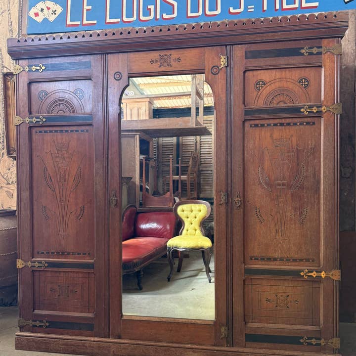 Antik Ash Arts and Crafts Trippelgarderob Armoire för wholesale av belvoir