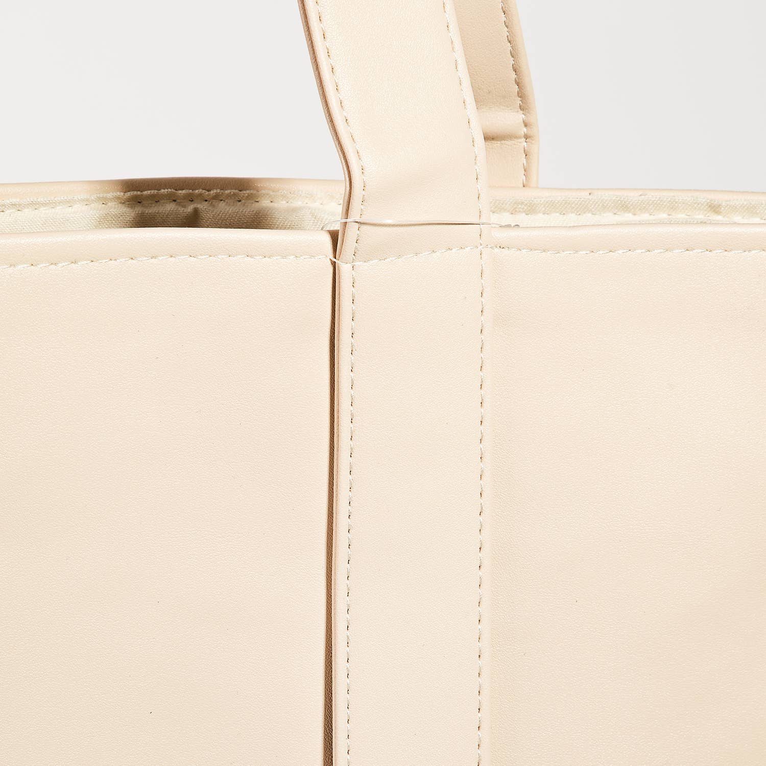 Collections by Fame Accessories – Großhandel Tragetasche – Damen – Hut-Träger-Einkaufstasche10