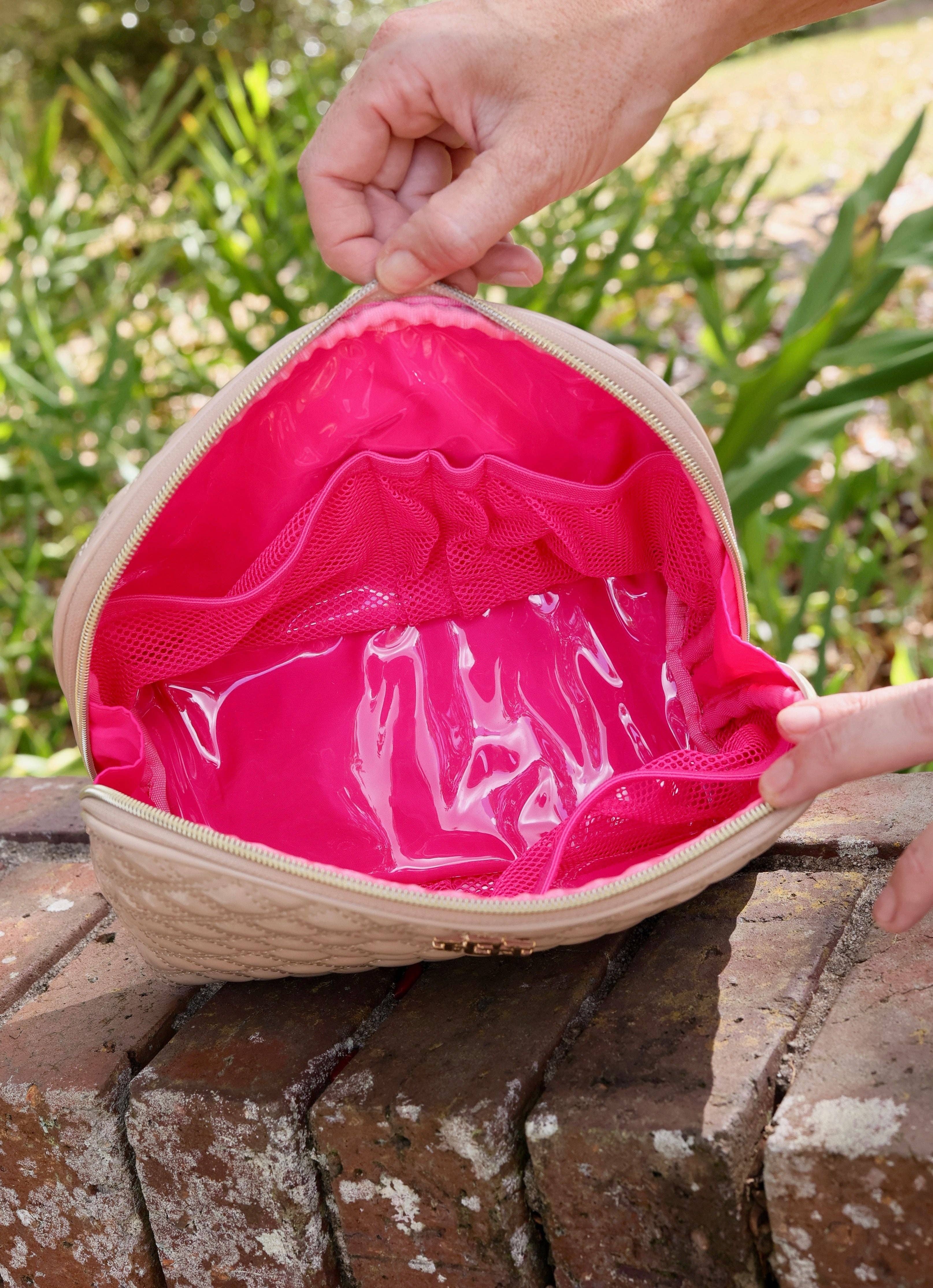 Caroline Hill - Vente Trousses de maquillage/cosmétique - Grande pochette Capri Nude Patent SQ5