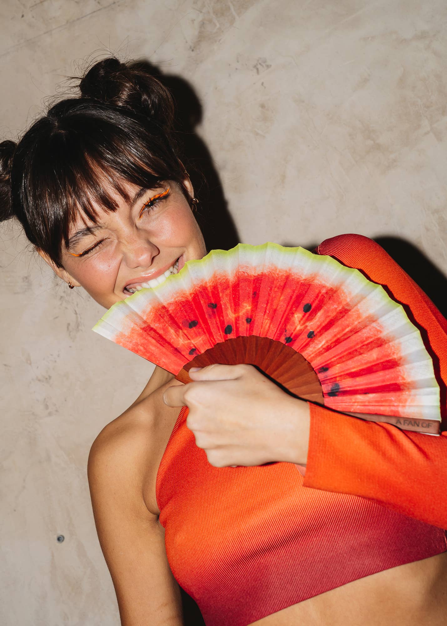 A FAN OF – wholesale Handheld folding fan – SUMMER FRUITS Fan - 19 cm - Red, white, green1