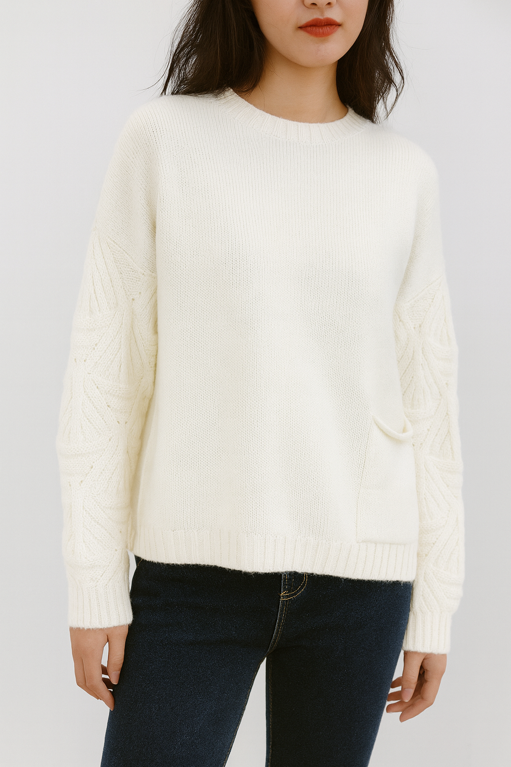 Lucy Sparks – wholesale Knitted jumper – Women′s – SOFT KNIT JUMPER WITH SPECIAL SLEEVE KNITTING DESIGN5