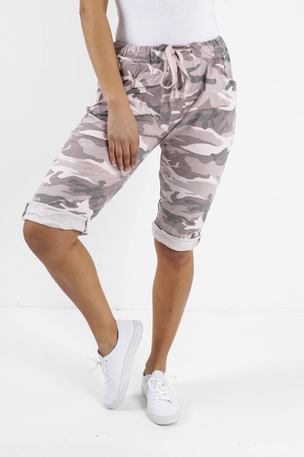 Miss Bold – wholesale Shorts – Women’s – Italian Camouflage Magic Chino Shorts26