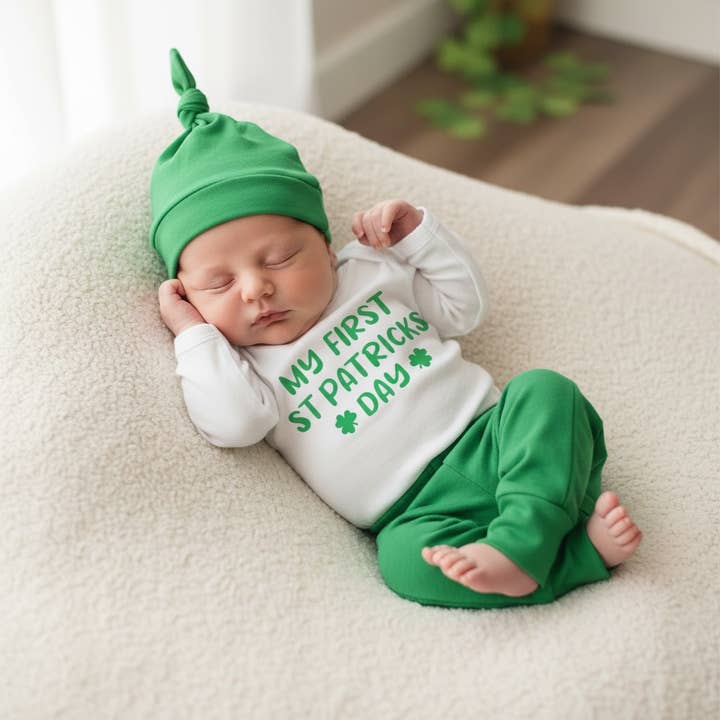 Mein erstes St. Patrick's Day grünes Leggings-Body & Hut-Set für den Großhandel von Tiny toes Baby Co