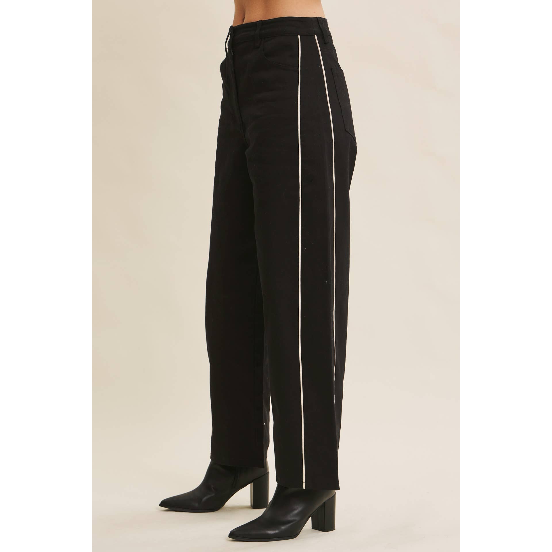 in february - Wholesale Pants - Women's - CLASSIC MEETS ELEVATED CAUSUAL PIPED TWILL BARREL-LEG PANTS9