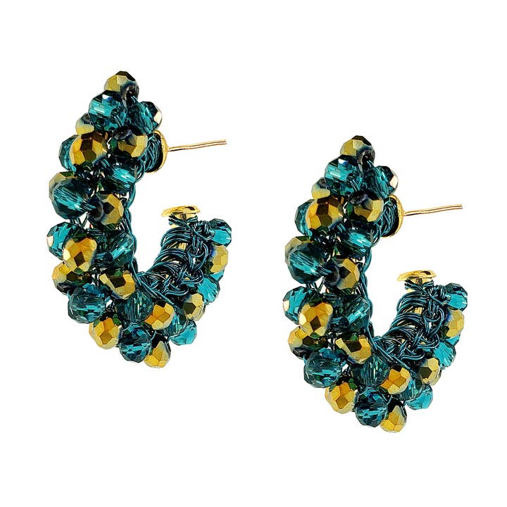 Pendientes de ganchillo hechos a mano en mezcla de verde azulado y diente de león para venta al por mayor de Lavish By Tricia Milaneze