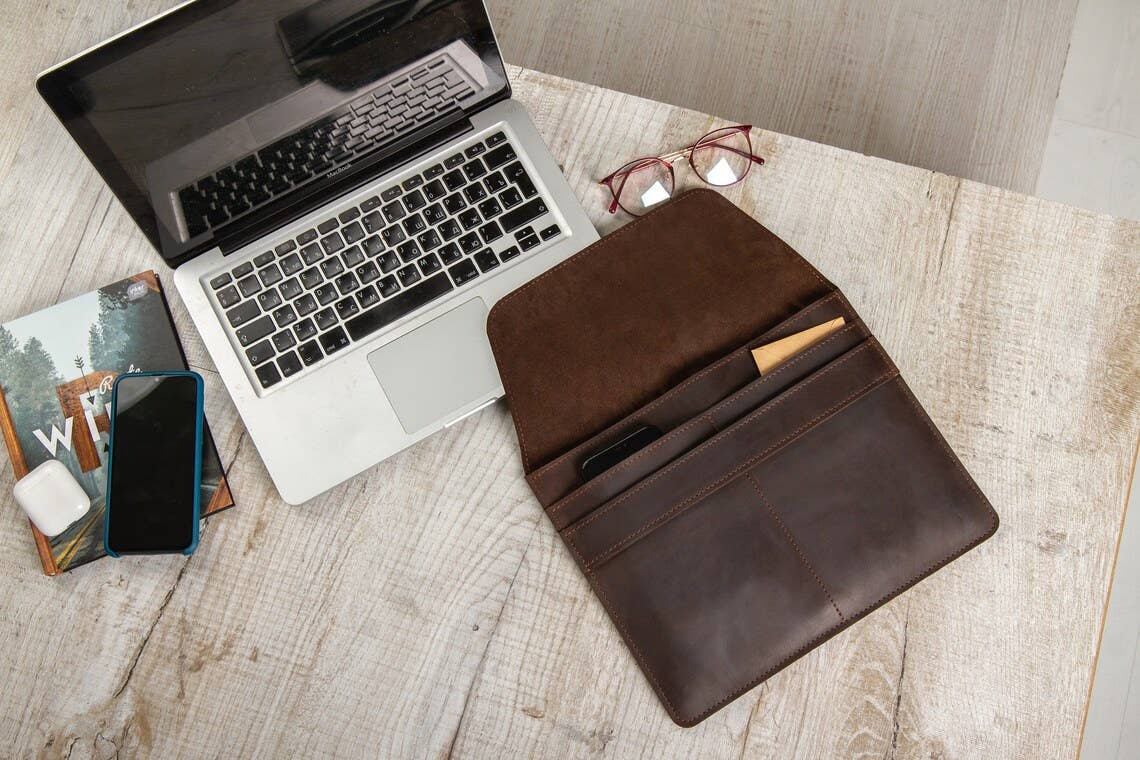 Pikore – wholesale Laptop/tablet case – Unisex – Macbook 13 inch case0