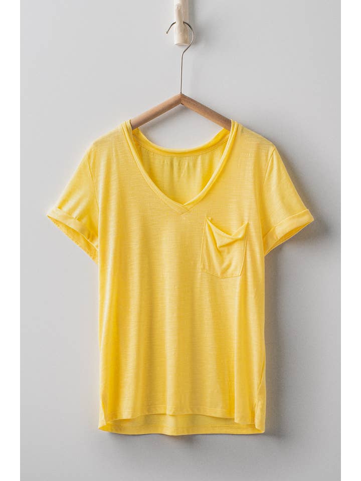 Urban Daizy - Wholesale T-Shirt - Women's - Rolled Sleeve V-Neck Pocket Tee45