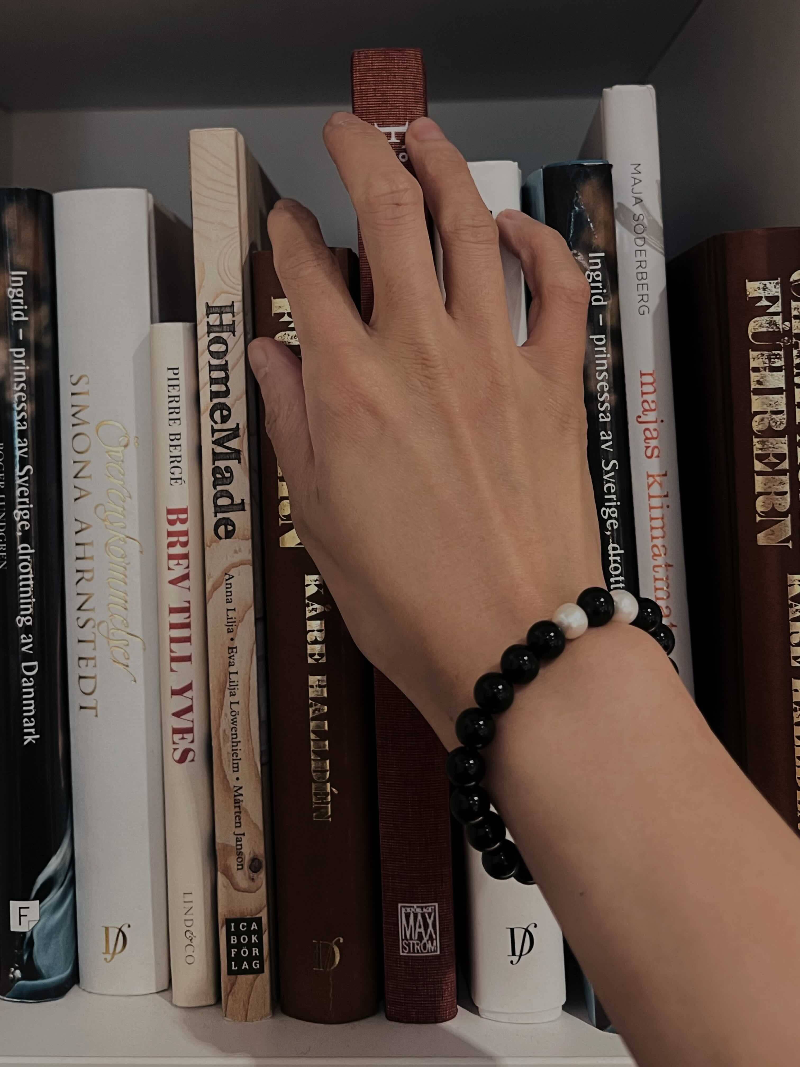 Amaré - Wholesale Beaded Bracelet - Obsidian & Pearl Bracelet – 8mm Beaded Gemstone Jewelry5