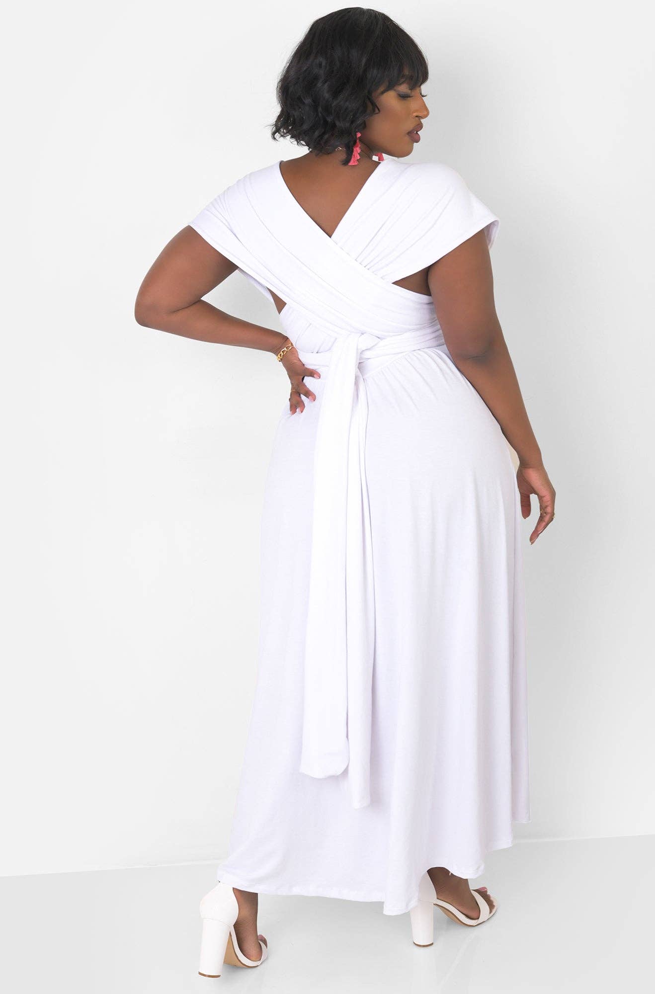 White Dreamy Sleeveless V Neck Multiway Skater Maxi Dress W. Pockets for wholesale on Faire6
