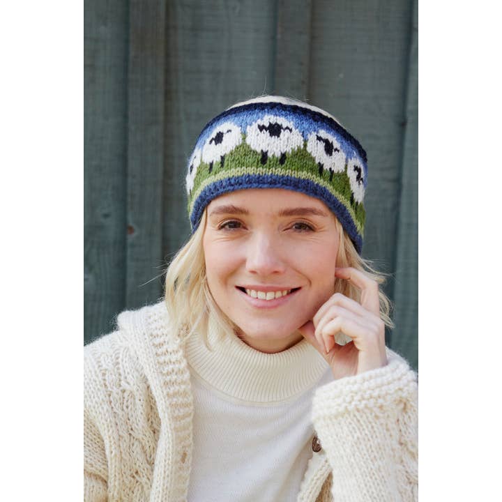 Cintillo Cinta para la cabeza de lana tejida con orejas de oveja blanca. de venta al por mayor en Faire3